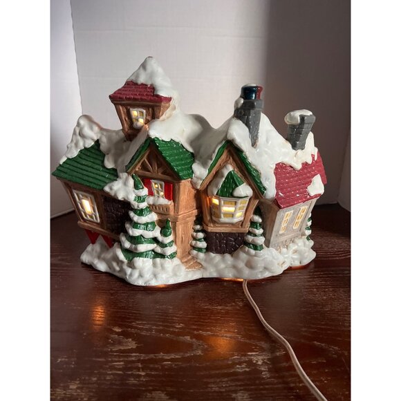 Vintage Ceramic Light-Up Winter Village House Decoration With Snow-Covered Roofs - Picture 1 of 4